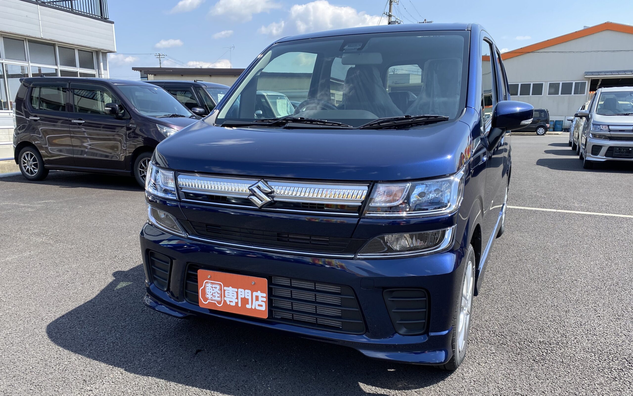 ハイグレード未使用車もカーボにおまかせ 福井 鯖江で軽自動車を買うならカーボへ ブログ カーボ 軽未使用車専門店 軽自動車 買うなら福井最大級300台在庫